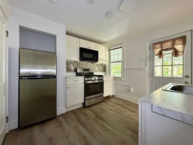 Photo - 7 Main St Unit 9