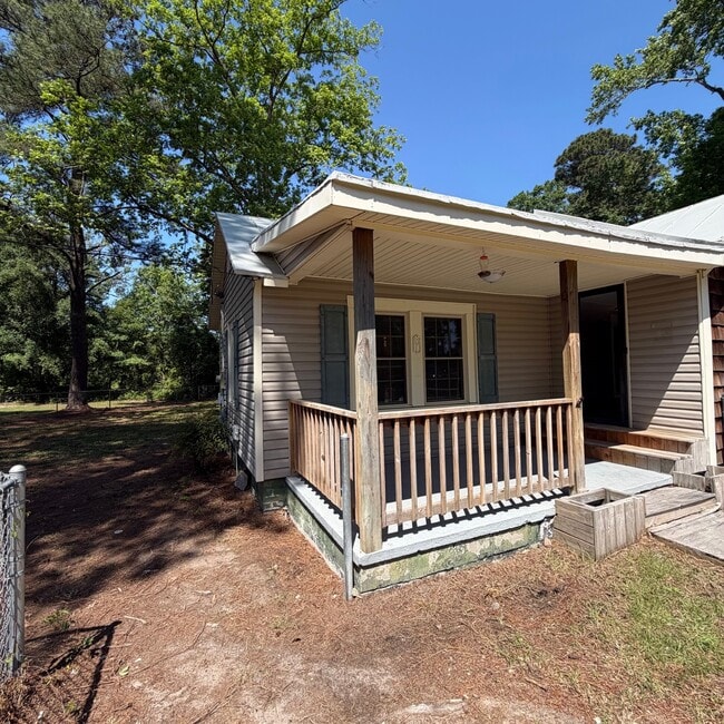 Photo - 6164 Highland Ave