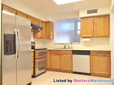 Photo - 1915 N Scovel St