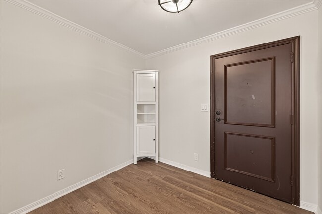 Photo - 3525 Sage Rd Unit 1705