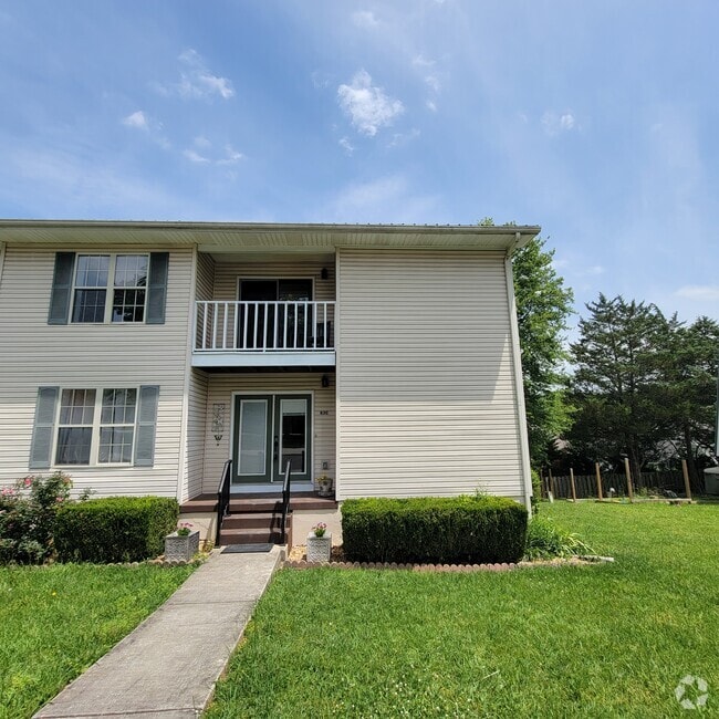Building Photo - 63 Eastgate Cir Rental