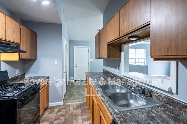 Photo - 5568 Mallard Trail