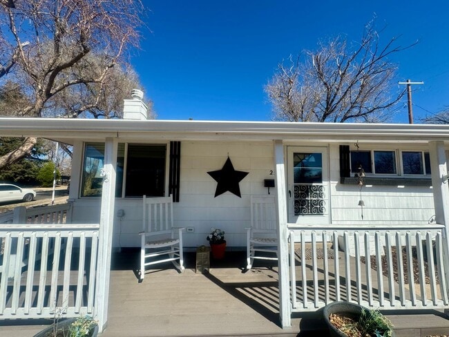 Photo - Charming 3 Bedroom in Knob Hill with views of Pikes Peak