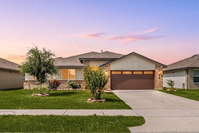 Photo - 6931 Dell Vista Drive