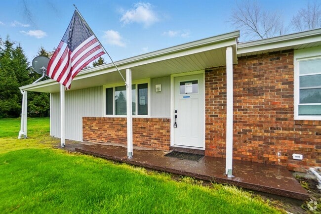 Building Photo - 6877 County Road 45 Rental