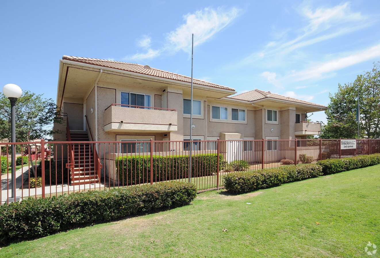 Photo - P Street Family Apartments