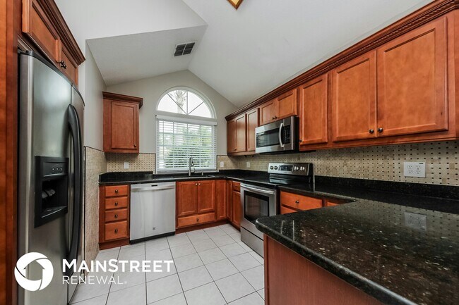 Photo - 857 Heather Glen Cir