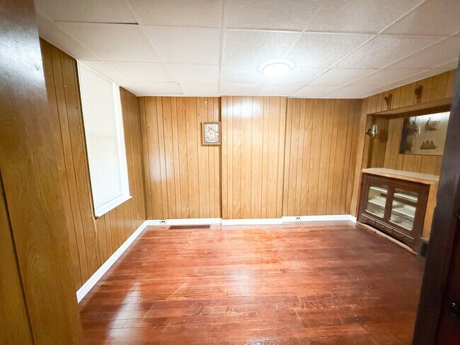 Photo - 2bed 1bath New Remodel!!!