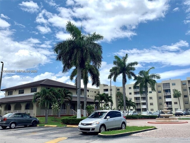 Photo - 8185 NW 7th St Unidad 218