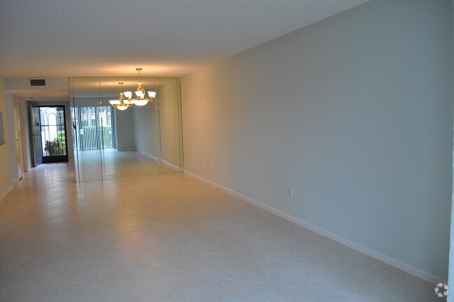 Building Photo - 15342 Lakes of Delray Blvd Unit 89 Rental