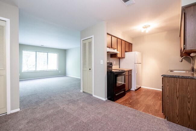 Maplecrest Apartments