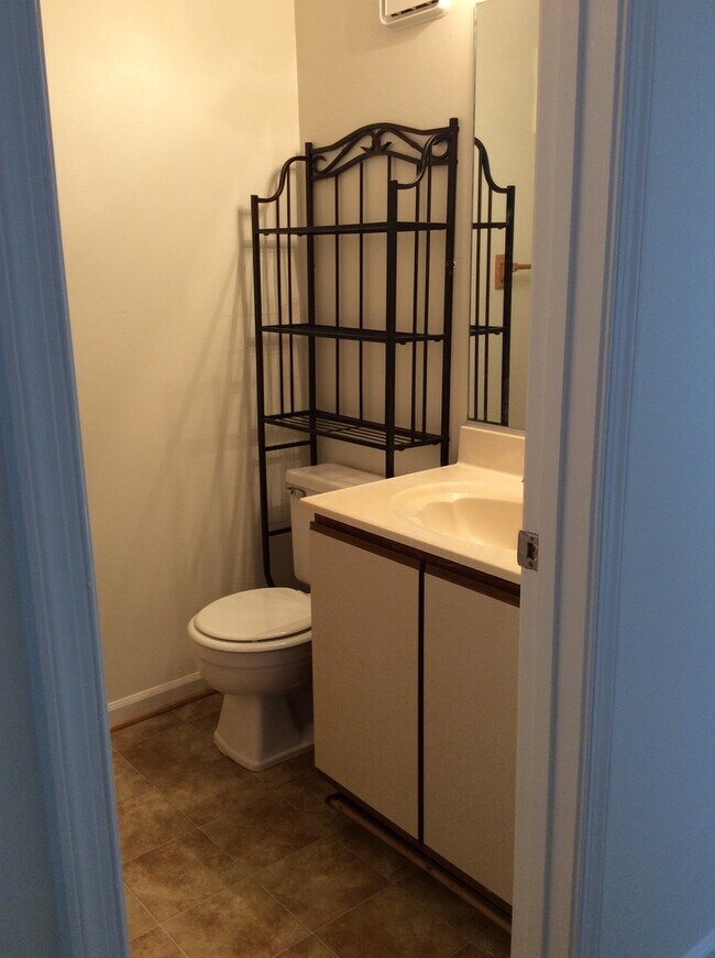 Photo - Beautiful Condo Just 3 Blocks from Oceanfront!