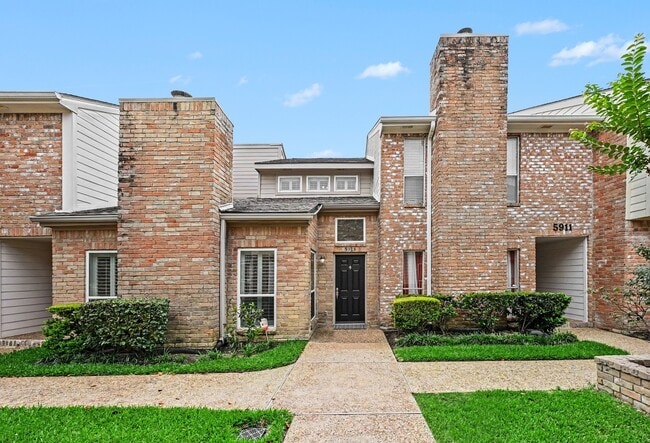 Photo - 5913 Woodway Place Ct