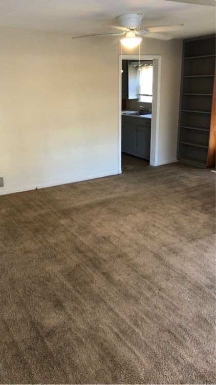 Photo - 806 S Eisenhower Dr