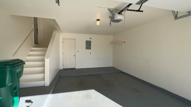 Photo - 962 Red Cloud Ct