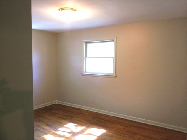 Photo - 4919 Fuller Dr Unit 4919