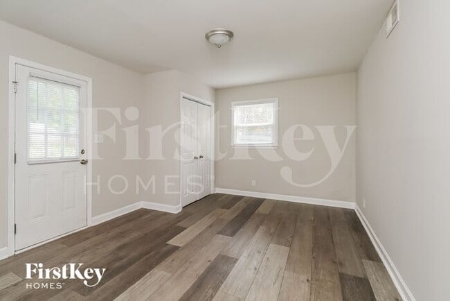 Photo - 517 S Jackson Ave