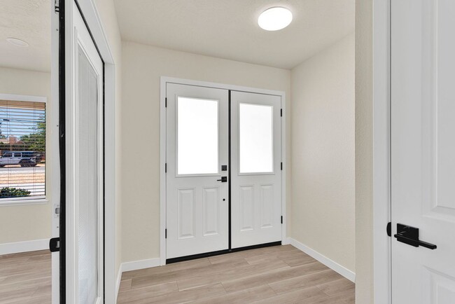 Photo - 15262 El Centro Rd