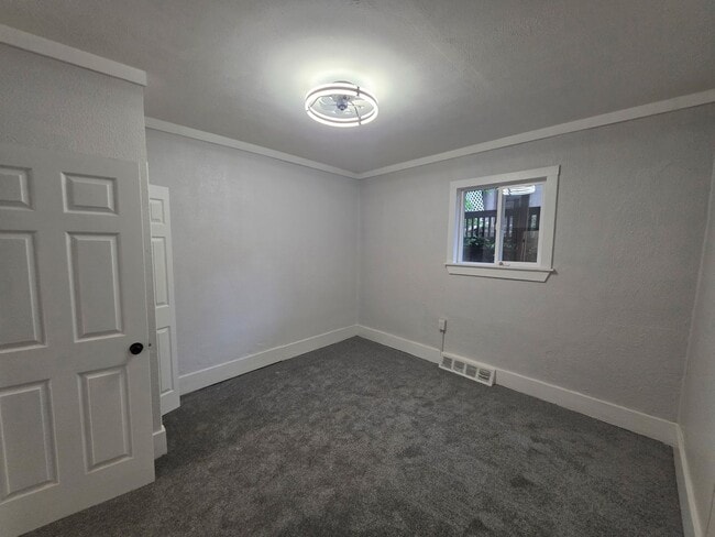 Photo - 1600 Woodmont Ave Unit 2