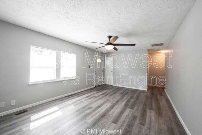 Photo - 4350 Dubarry Rd