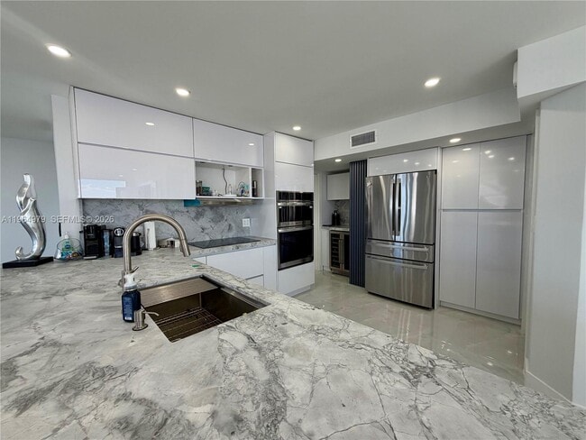 Photo - 1920 S Ocean Dr Unit 20D