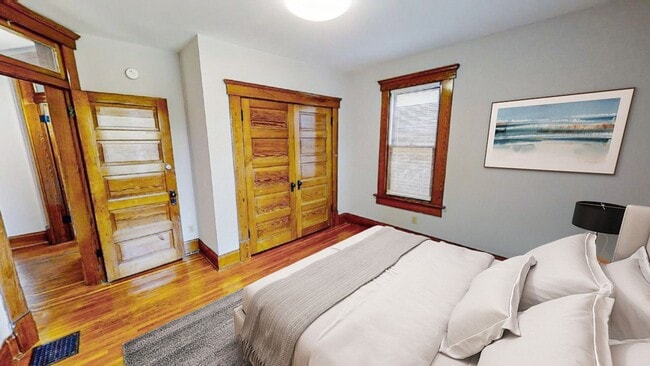 Photo - 297 E 16th Ave