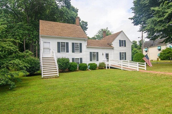 Building Photo - 23613 Front St