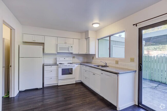 Kitchen - 7876 Bodega Ave Rental