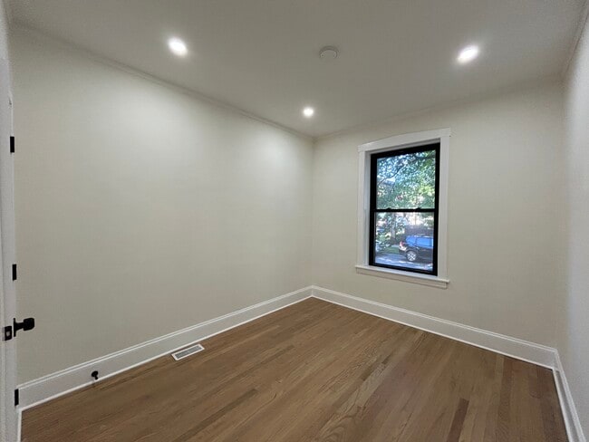 Photo - 4636 N Hamilton Ave
