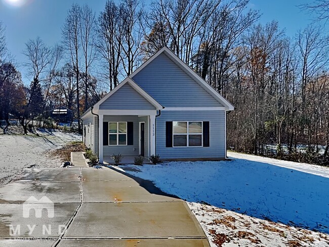 Building Photo - 1113 Goldsboro Ave Rental