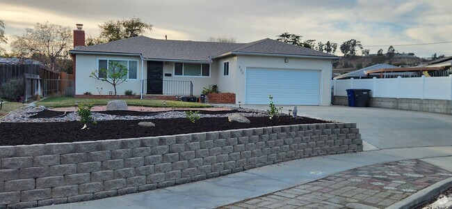 Building Photo - Beautiful El Cajon House