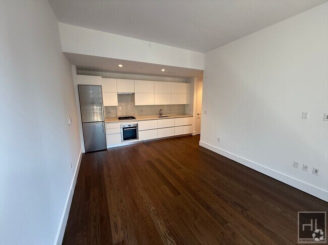 Building Photo - East 44th Street Unit 34B Rental