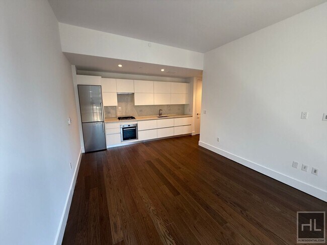 East 44th Street - East 44th Street Apartment Unit 34B