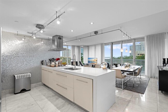 Photo - 495 Brickell Ave Unit 501