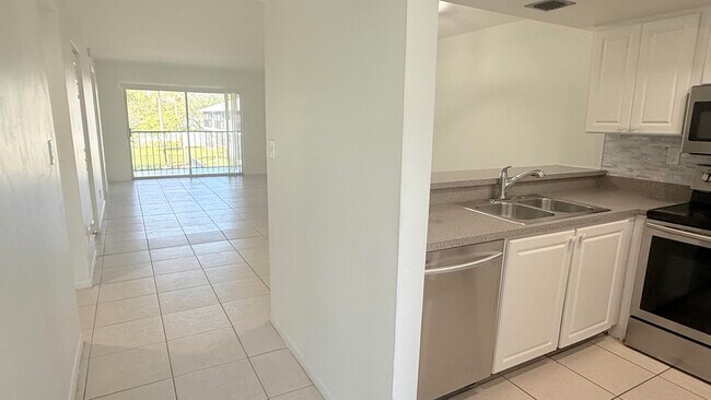 Photo - 905 Southridge Rd Unidad 202c