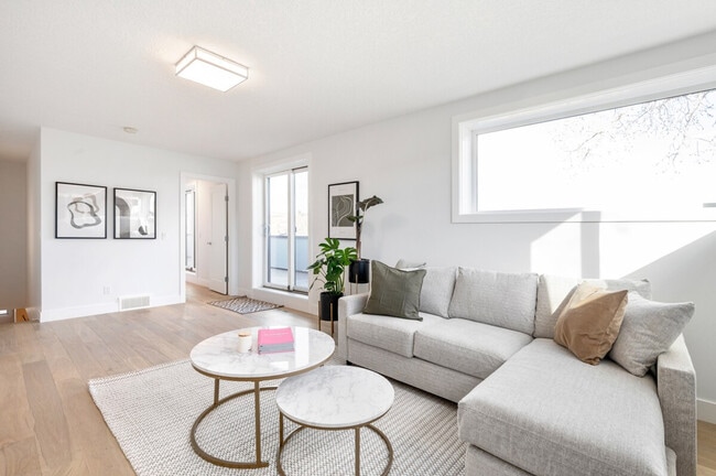 630-632 2 Ave NE Unit SI ID1634052P