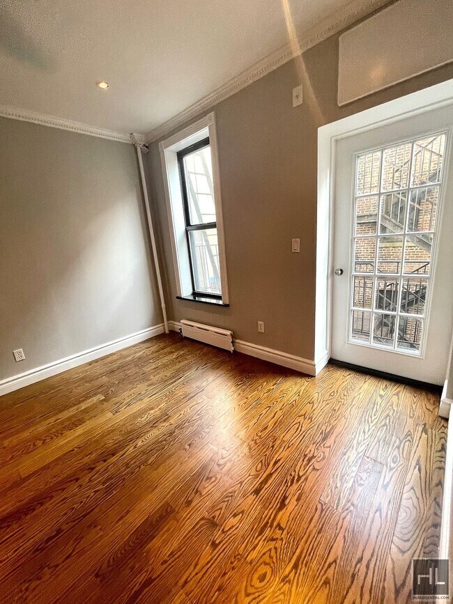 Photo - East 18th Street Unidad C4