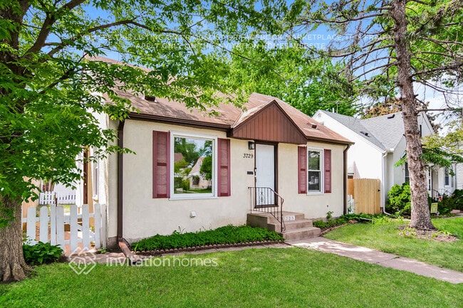 Photo - 3729 Noble Ave N