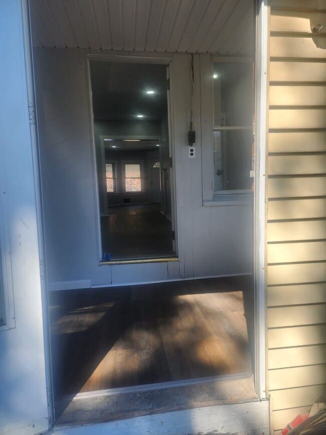 Photo - Two bedroom apartment one bathroom