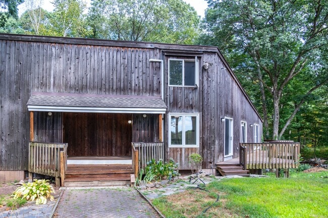 Building Photo - 295 Dayton Rd Rental