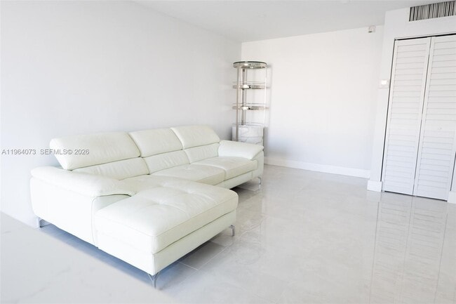 Photo - 17021 N Bay Rd Unit 601