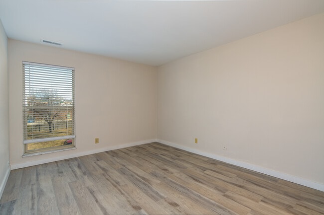 Photo - Southfield Apartments