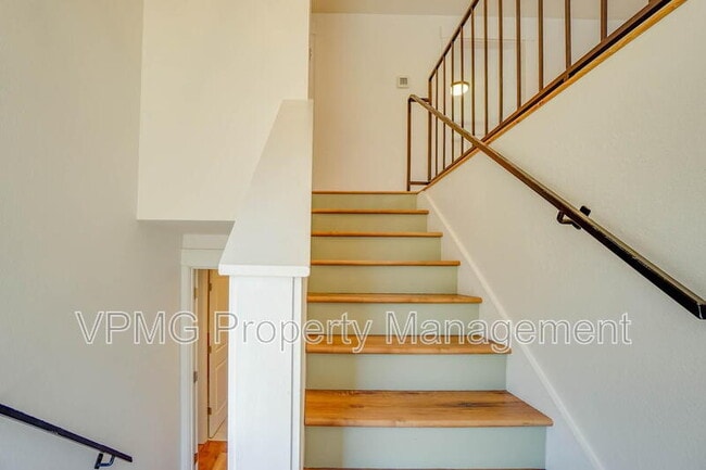 Photo - 1708 NW 104th St