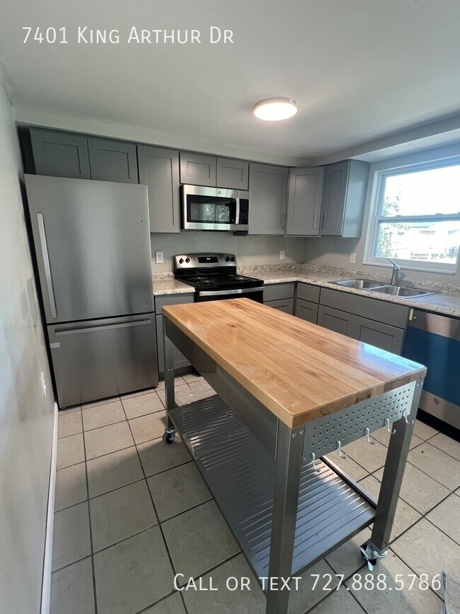 Photo - 7401 King Arthur Dr