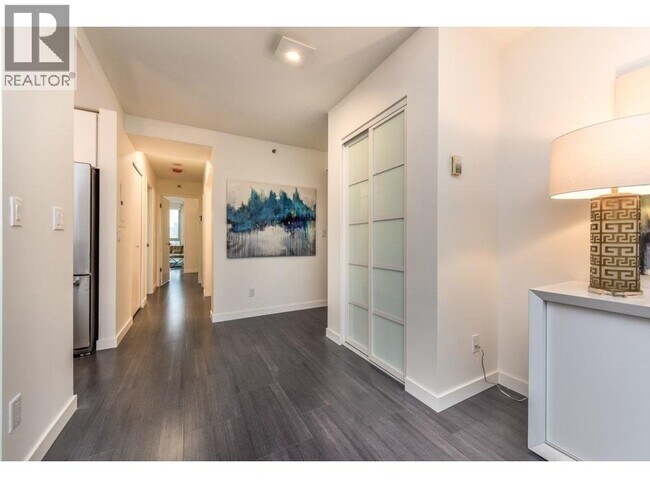 289 Drake St Unit 1901