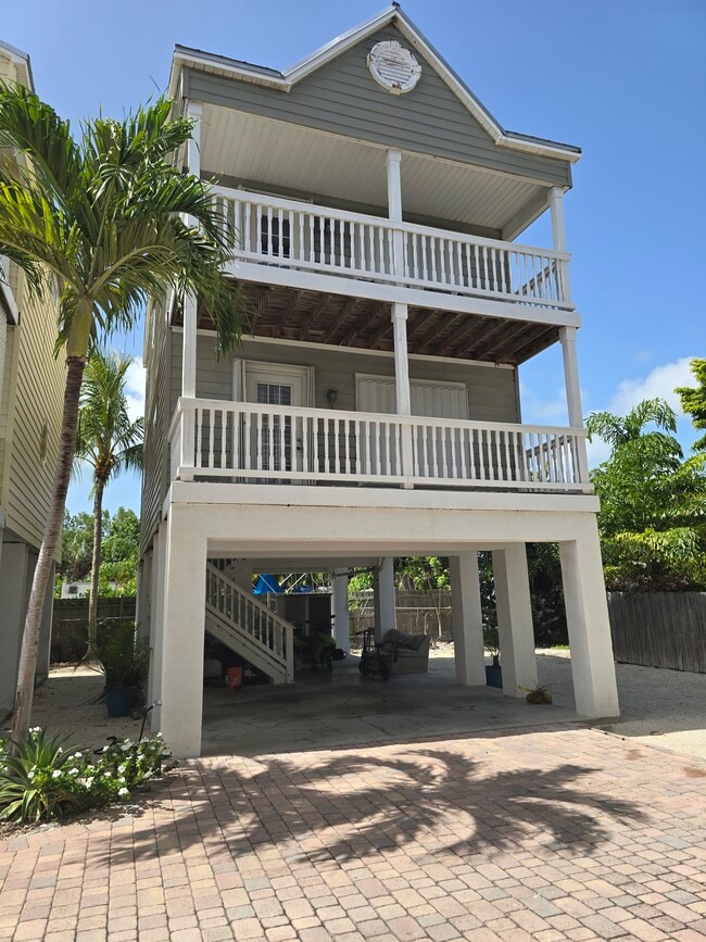 Photo - 374 73rd St #6