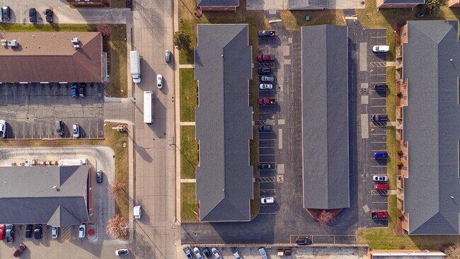 Photo - Hometown Apartments