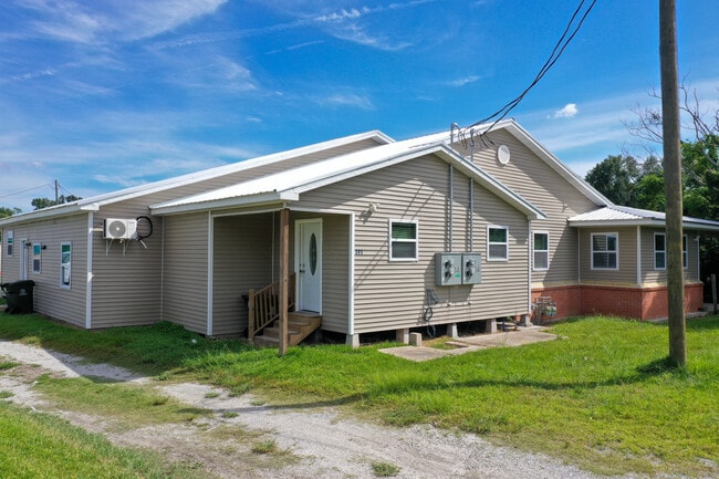 385 Bayou Dularge Rd Unit A