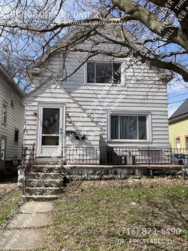 Building Photo - 30 Hobart St Unit 2