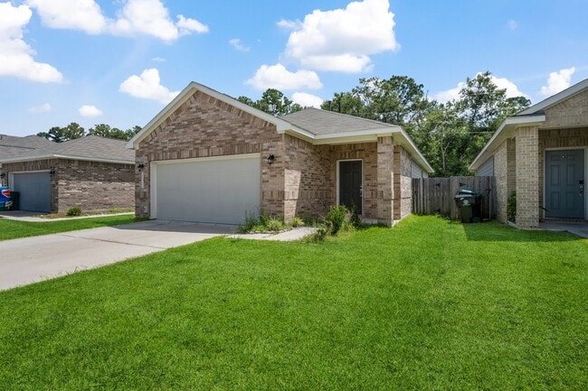 Photo - 24734 Russet Bluff Trl